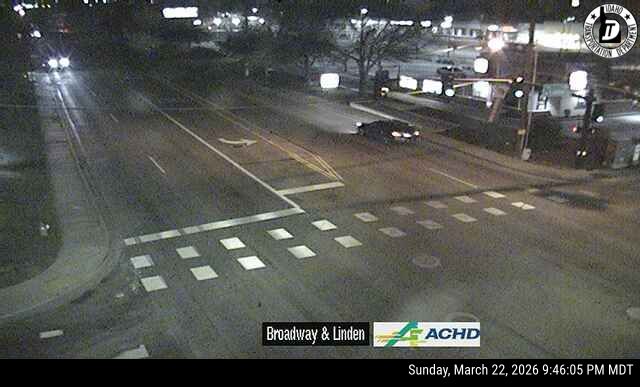 US-20 Broadway & Linden live webcam