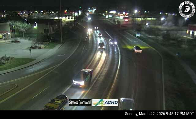 SH-44 State & Glenwood live webcam