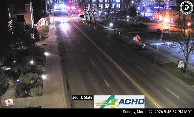 State & 10th live webcam