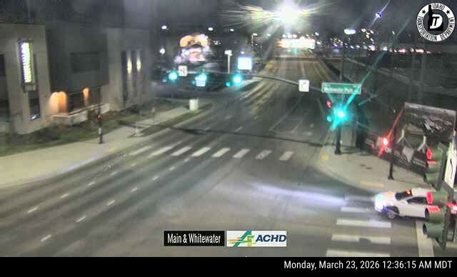 Main & Whitewater live webcam