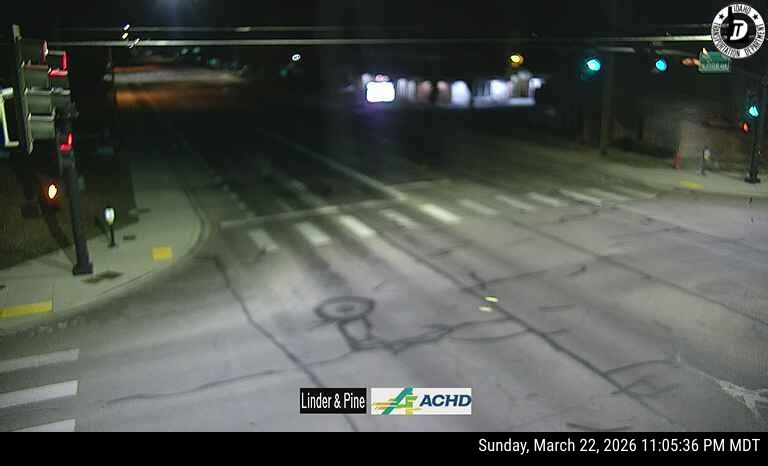 Linder & Pine live webcam