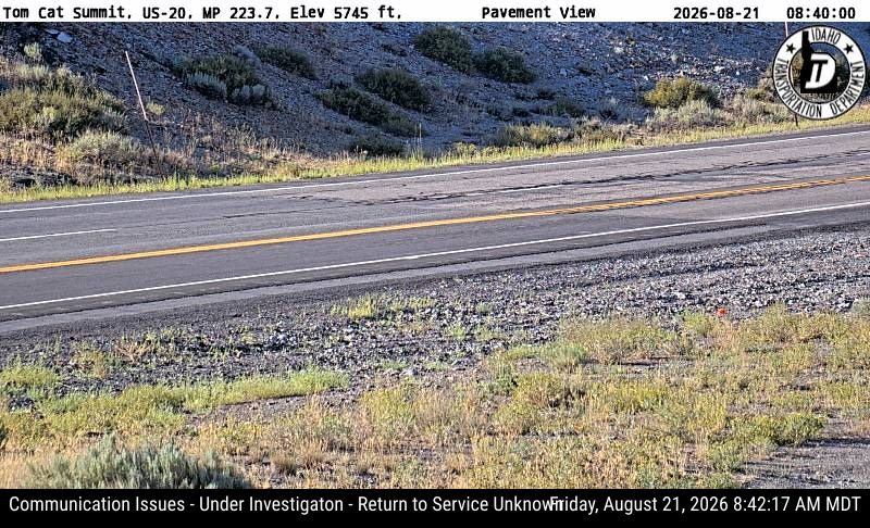 Webcam view of Tom Cat Summit Webcam on US-93 Near Challis, Idaho - roadway